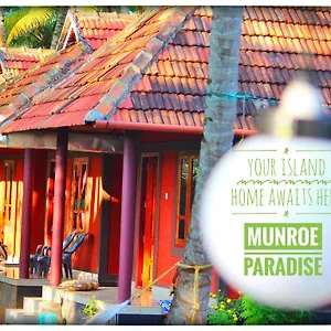 Munroe Paradise Mundrothuruth