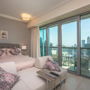 Prime Retreats - Downtown Apartment Dubai